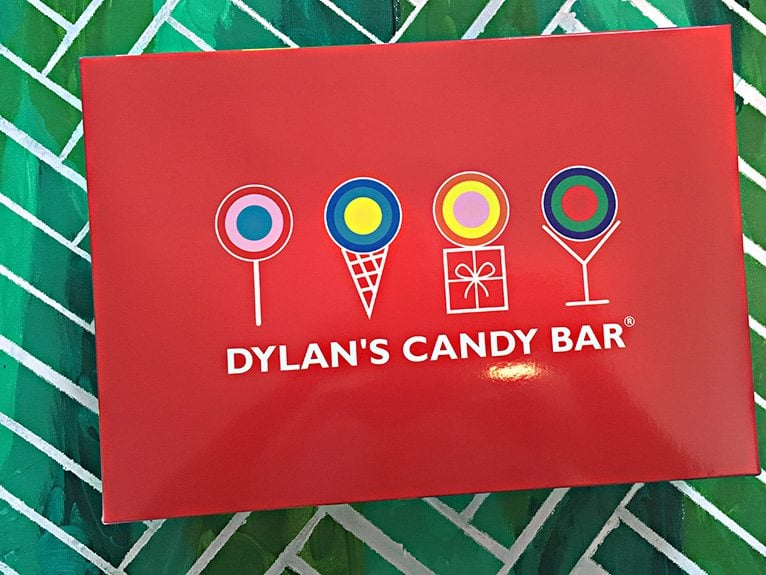 Dylan’s Candy Bar Box Chocolates Review – June 2016 | My Subscription ...