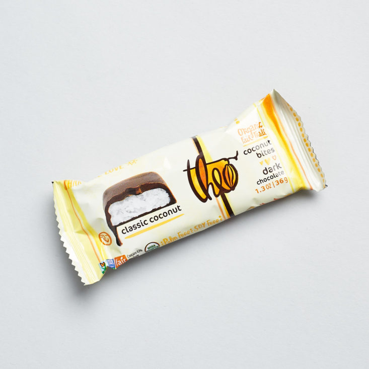 See the chocolate bars and specialty chocolates I got in the latest Chococurb box!