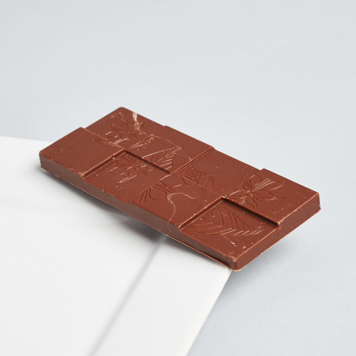 See the chocolate bars and specialty chocolates I got in the latest Chococurb box!