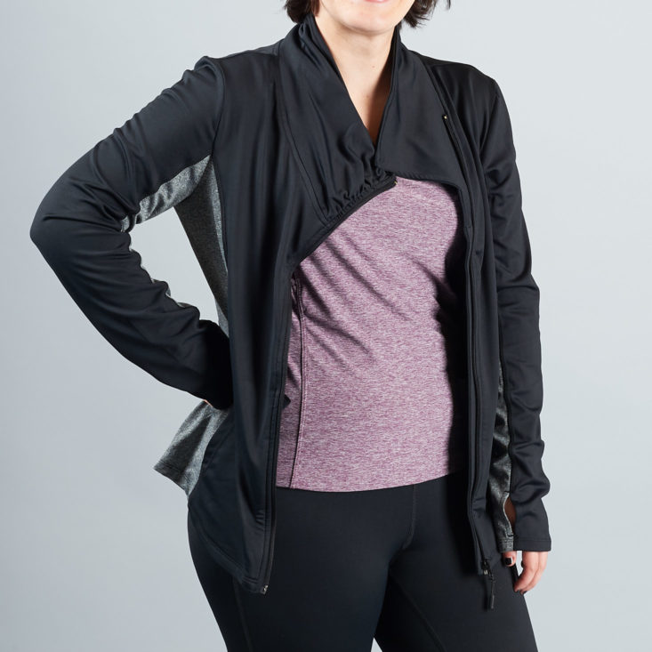 Check out the fall workout clothes (and add-on styles) in the October 2017 Ellie box! 
