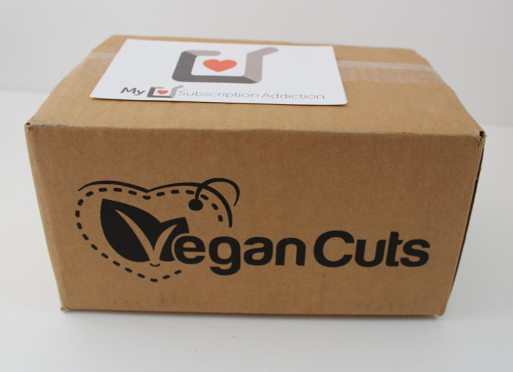 Vegan Cuts Snack October 2017 - box
