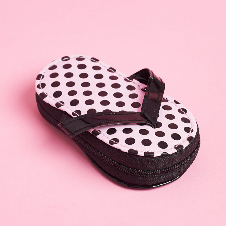 flip flop shaped manicure case