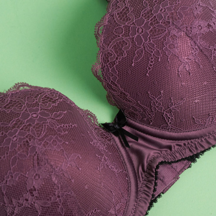 details on a grayish purple padded bra