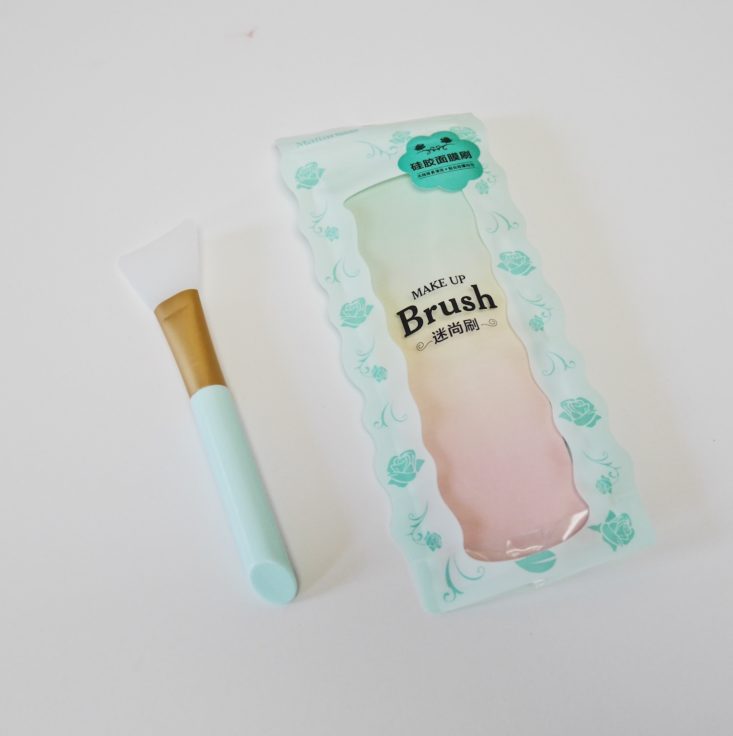 Beauteque BB Box November 2017 Item 6 Malian silicone brush