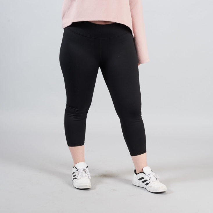 black cropped salar leggings from fabletics