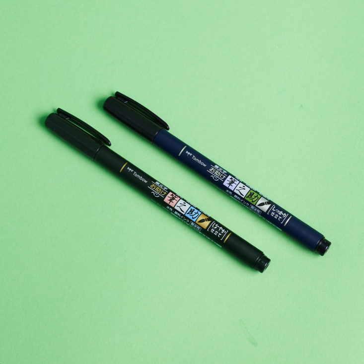 set of two markers