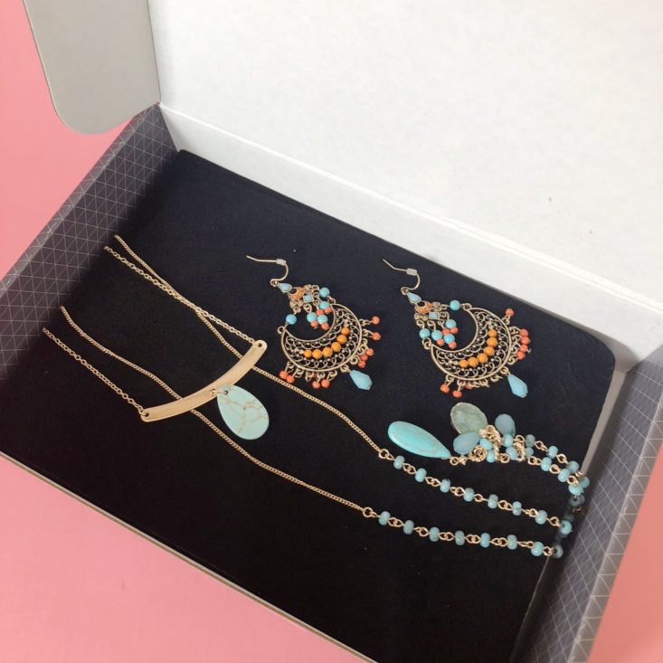 Bezel Box Mini January 2018 - Box open with jewelry inside