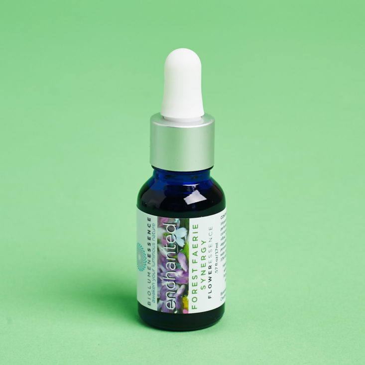 natural oil product with dropper lid