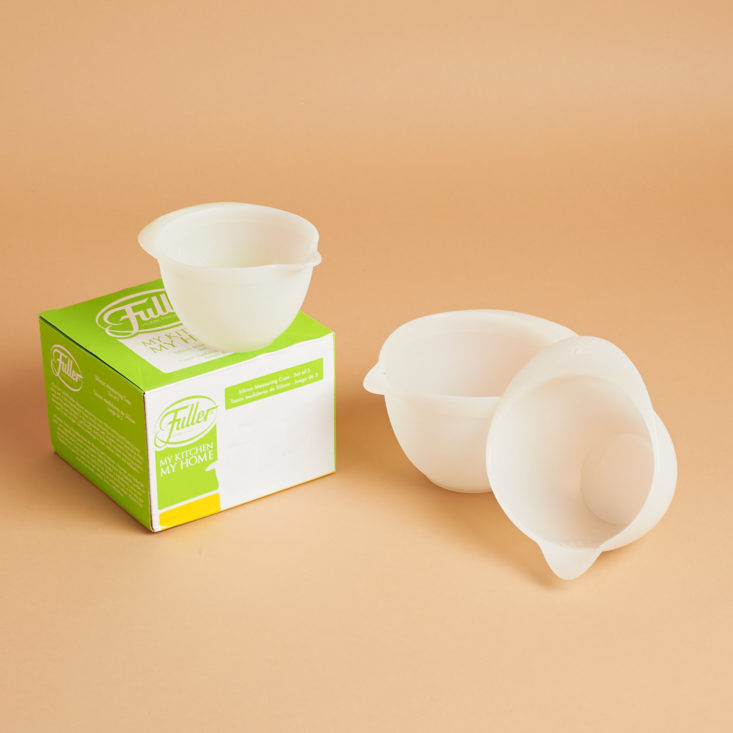 silicone measuring cups