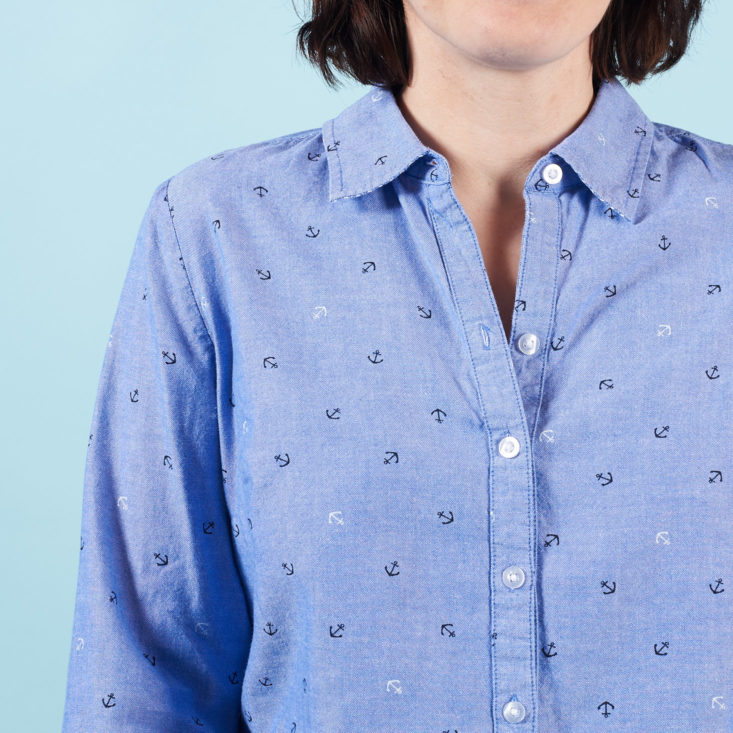 thred up march 2018 chambray button down detail