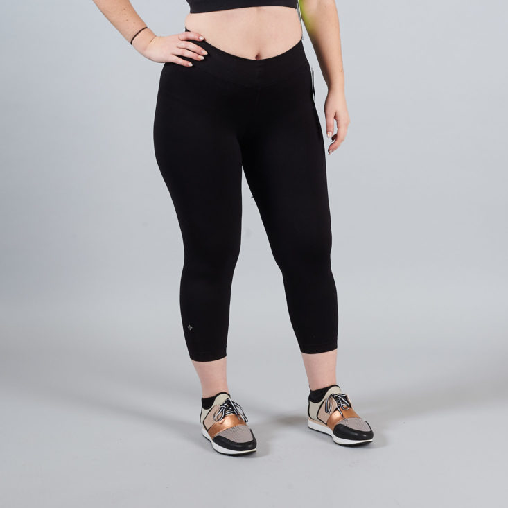 black capri leggings