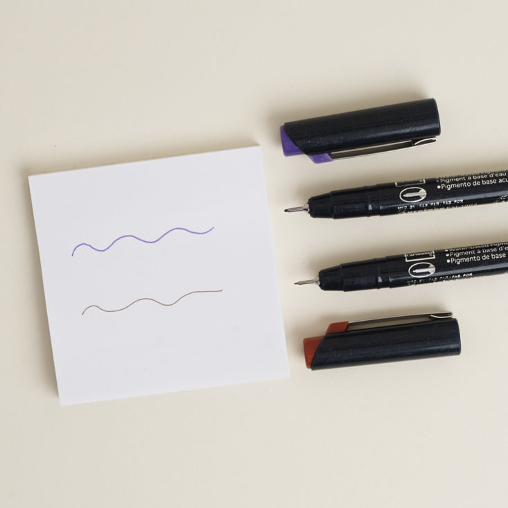 writing samples of Zig Mangaka Pens in violet and sepia