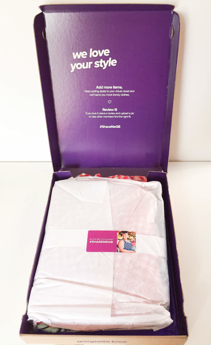 gwynnie bee april 2018 box inside