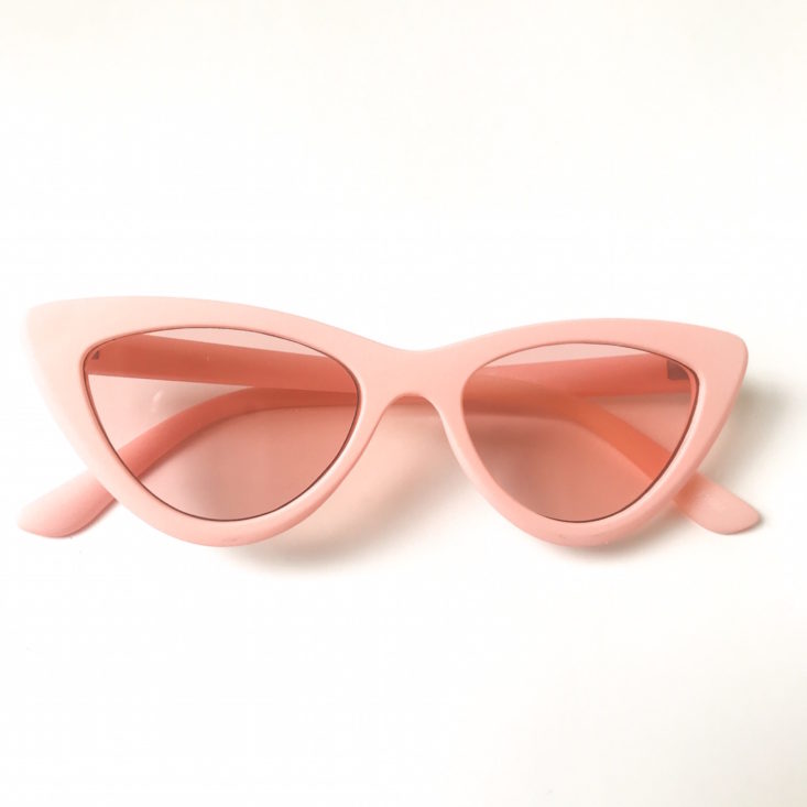 Cool Cat Eye Sunglasses in Pink,
