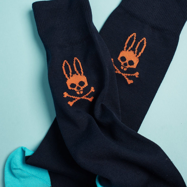 robb vices skull and crossbones socks