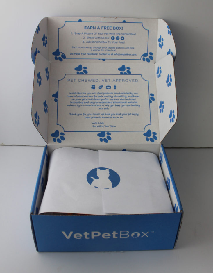 Vet Pet Box Dog June 2018 Inside
