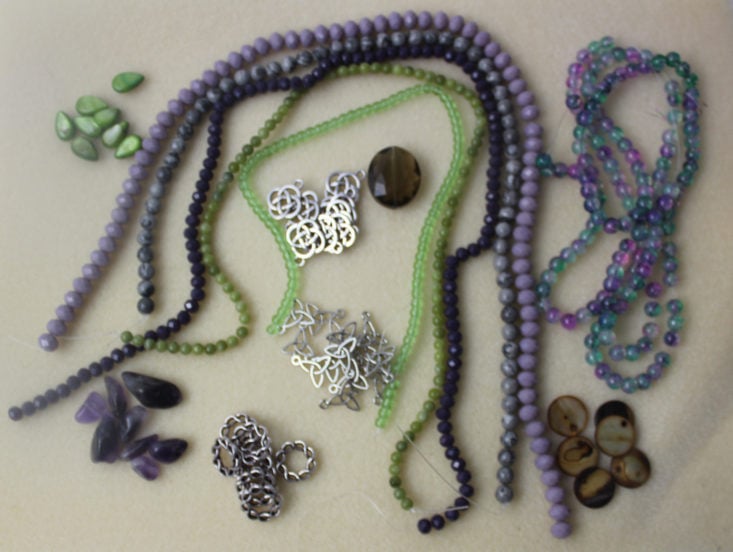 Blueberry Cove Beads June 2018 Review
