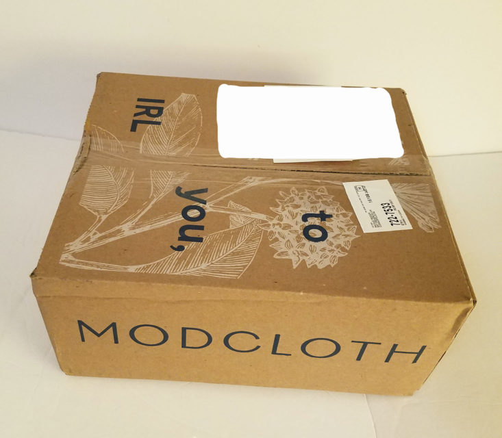 closed Modcloth Stylish Surprise Box