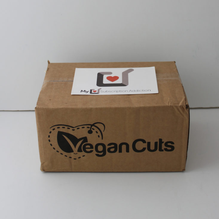 closed Vegan Cuts Beauty box