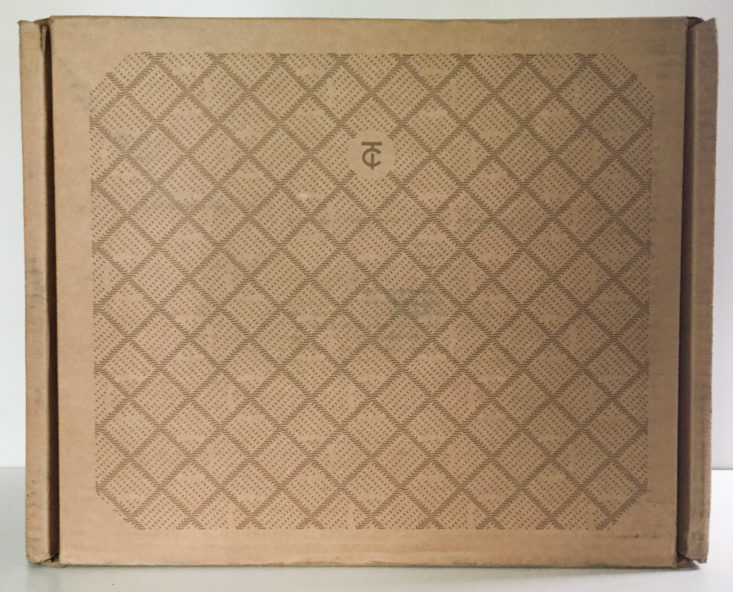 closed trunk club box
