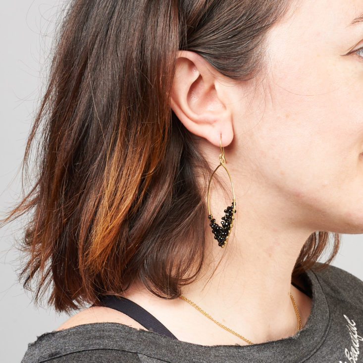 sanaya set earrings on model