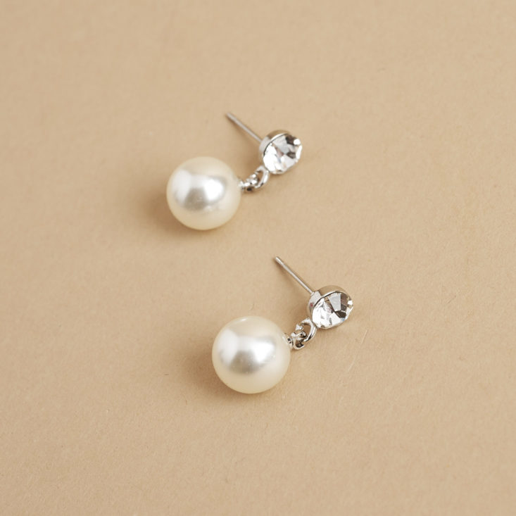 Minimalist pearl and rhinestone earrings