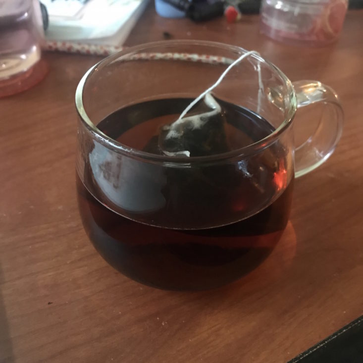 Deep Readers Club September 2018 - Harney & Sons Vanilla Comoro Tea