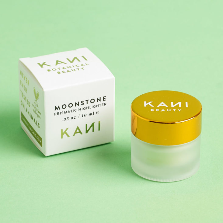Petit Vour October 2018 - Kani Botanicals Prismatic Highlighter 1