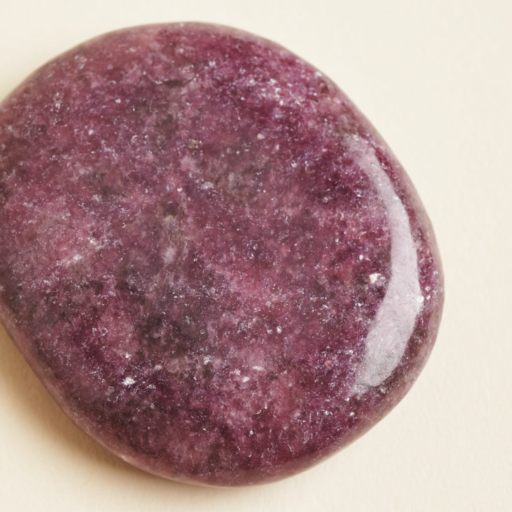 moonbox November 2018 luxury leipidolite close up