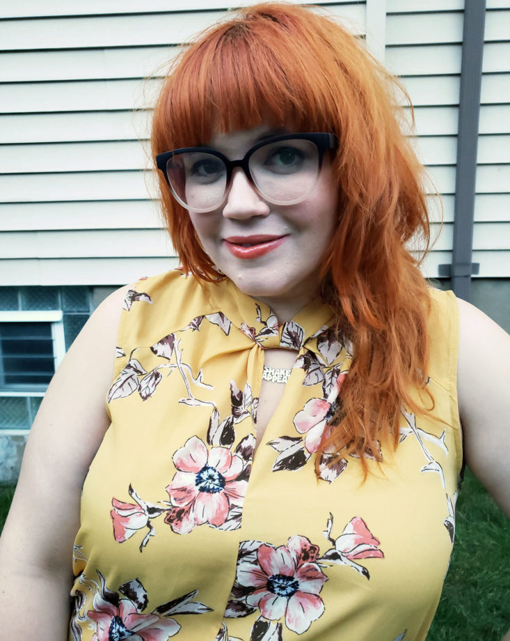 Stitch Fix Plus Size Clothing Box October 2018 Review - Hayleigh Keyhole Blouse by Papermoon Wear Closer