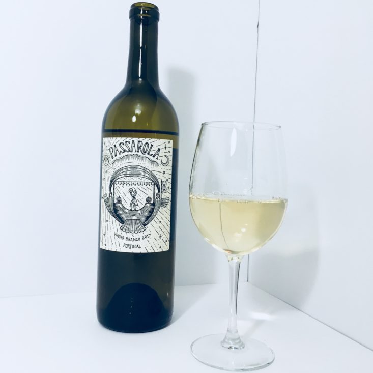 Winc Wine Of The Month Review November 2018 - Passarola Full Bottle + Glass