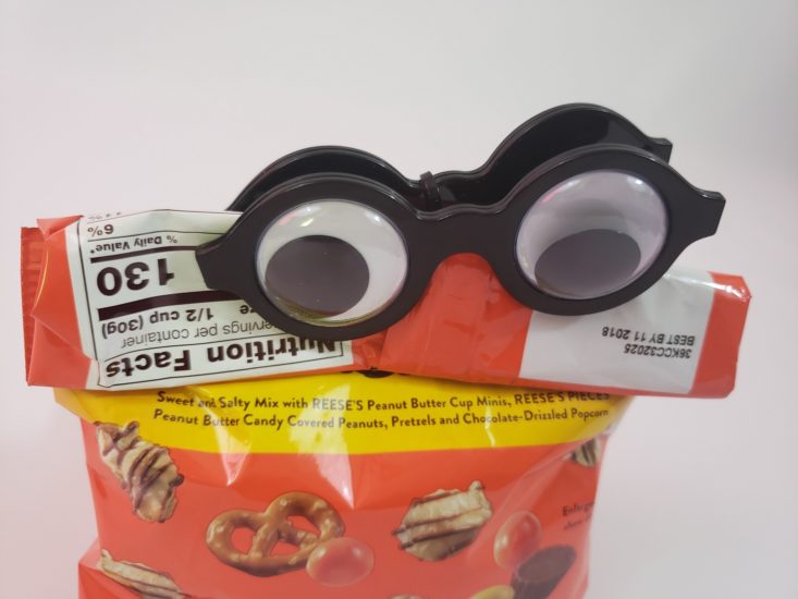 Food And Snack December 2018 - Googly Eye Bag Chip On Pack 2