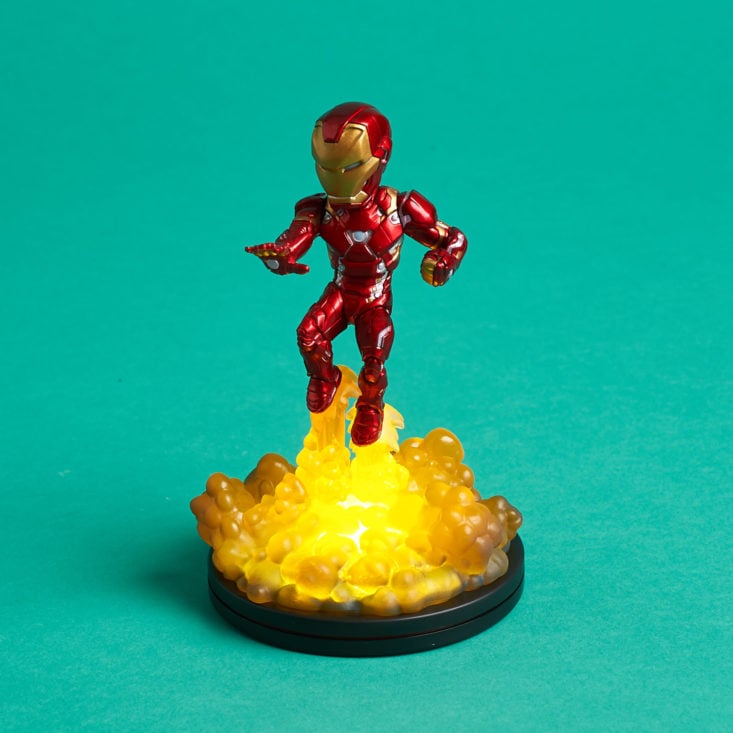 Lootcrate DX Laboratory November 2018 - Iron Man Light-Up Q-Fig FX Diorama Lighting Side