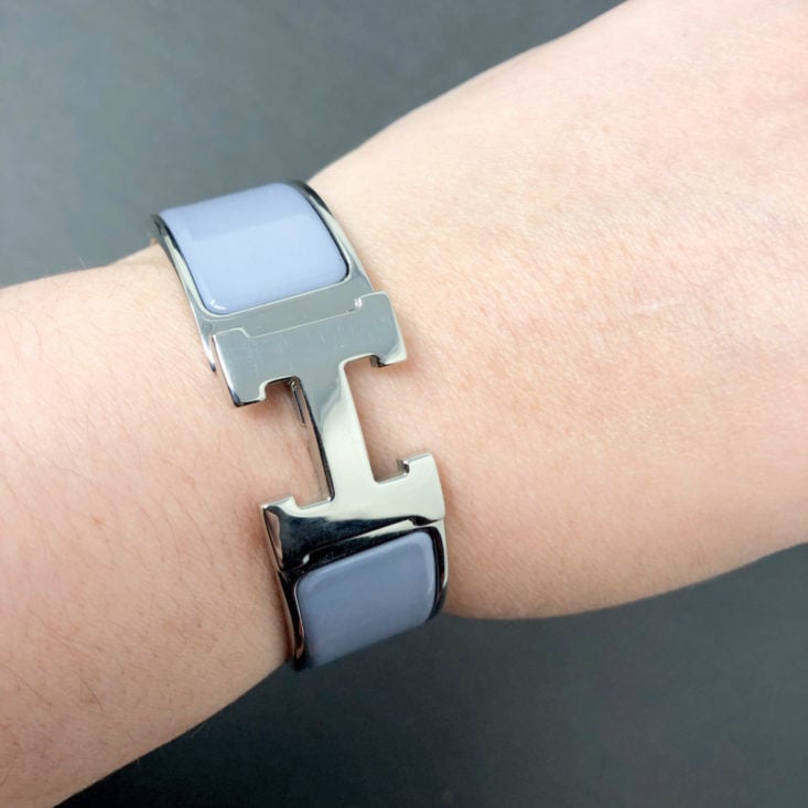 Switch Designer Jewelry Rental December 2018 - HERMES Wide Click H Bracelet Wear On Hand