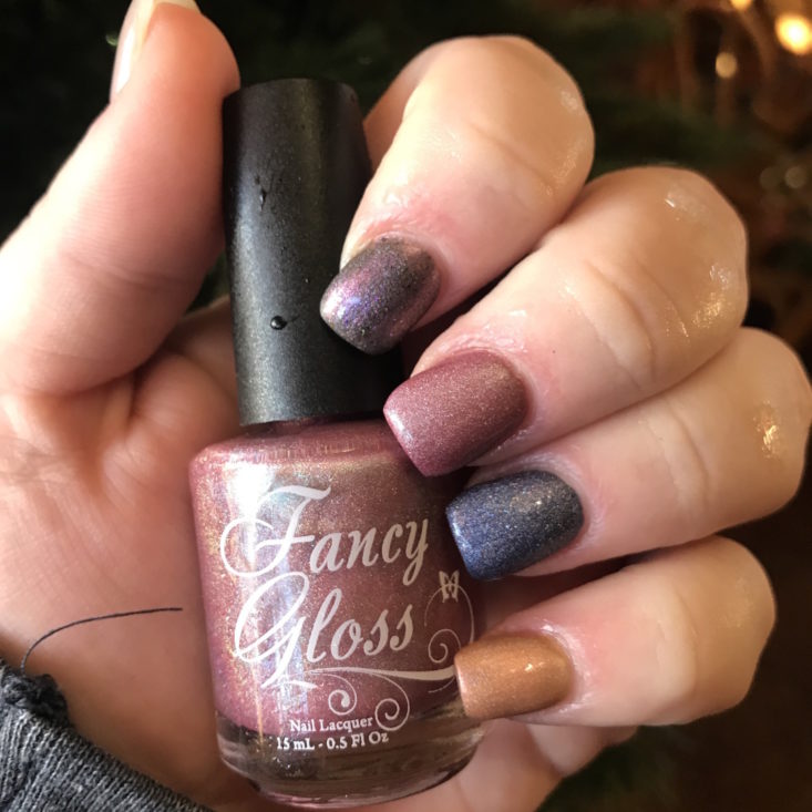 The Holo Hookup December 2018 “Transitioning Into The New Year” - The Holo Hookup cold In Hand Front