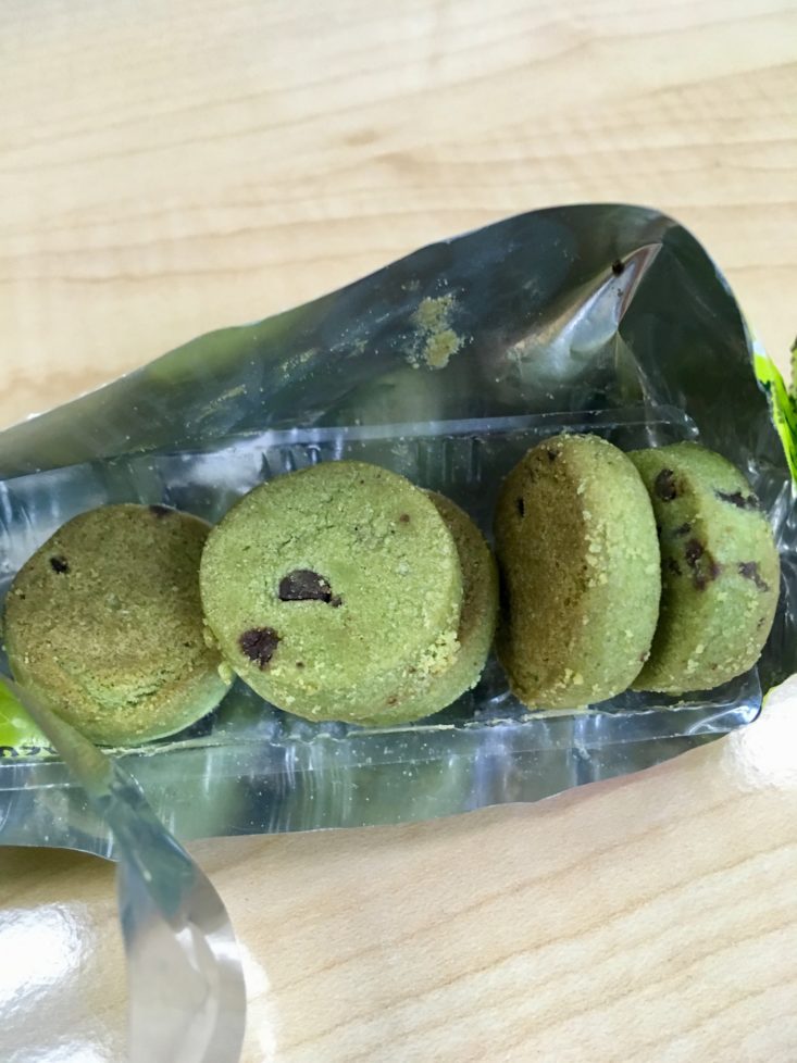 ZenPop Ramen Sweets Mix Pack November 2018 Green Goodness Review - Petit Bourbon Matcha Chocolate Cookies Pieces Top