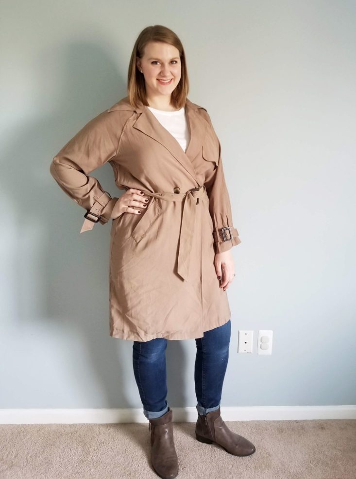 Daily Look December 2018 trench coat closed