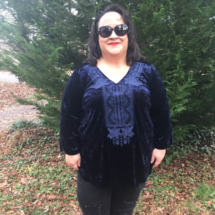 Gwynnie Bee January 2019 - Navy Velvet Top Front 1