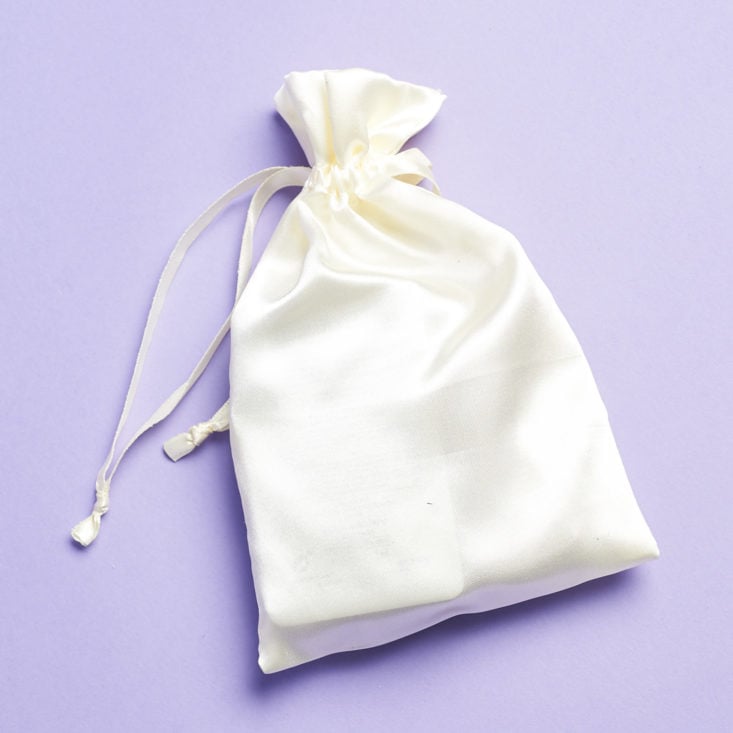 Sisley January 2019 pouch