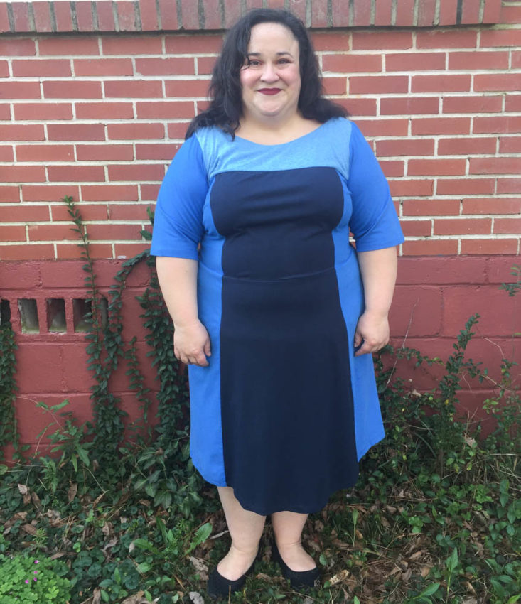 Gwynnie Bee Subscription Review February 2019 - Linear Color Block Cotton Knit Onn Front