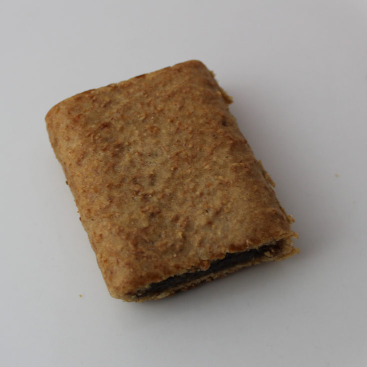 All Around Vegan March 2019 - Nature’s Bakery Apple Cinnamon Fig Bar Open Top