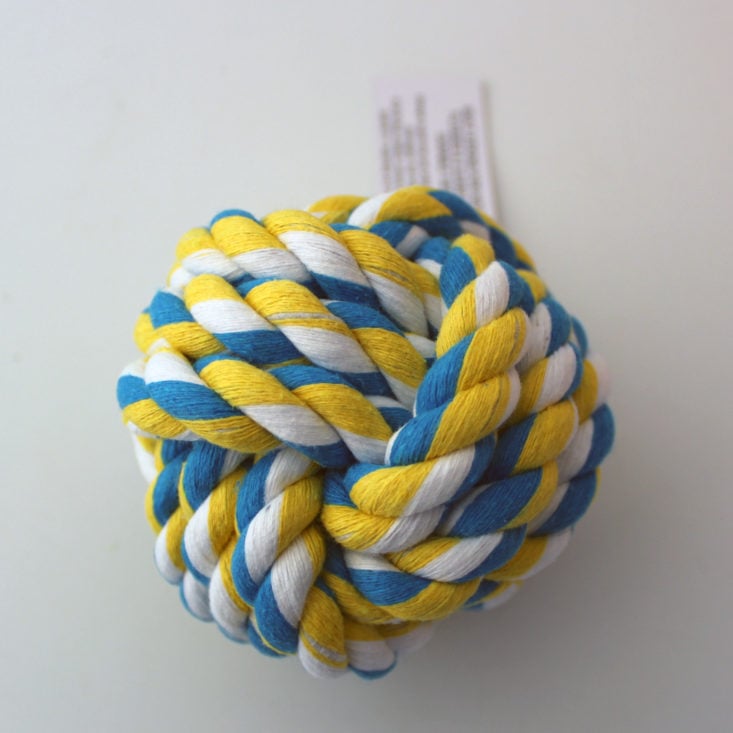 Bullymake Box March 2019 - Rope Ball Front
