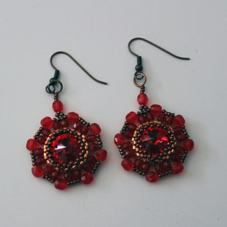 Dollar Bead Bag March 2019 - Sangria Earrings Pattern Front View