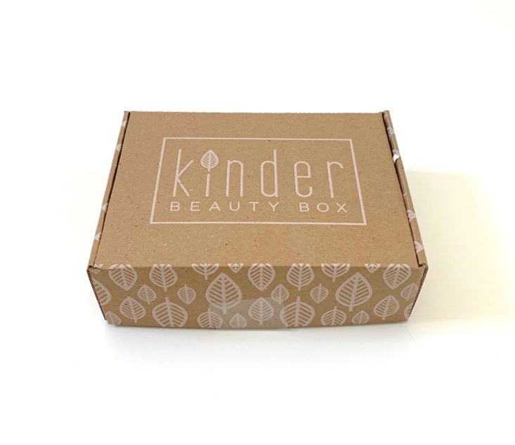 Kinder Beauty Box Natural Beauty Subscription Box Review March 2019 - Box Closed Top