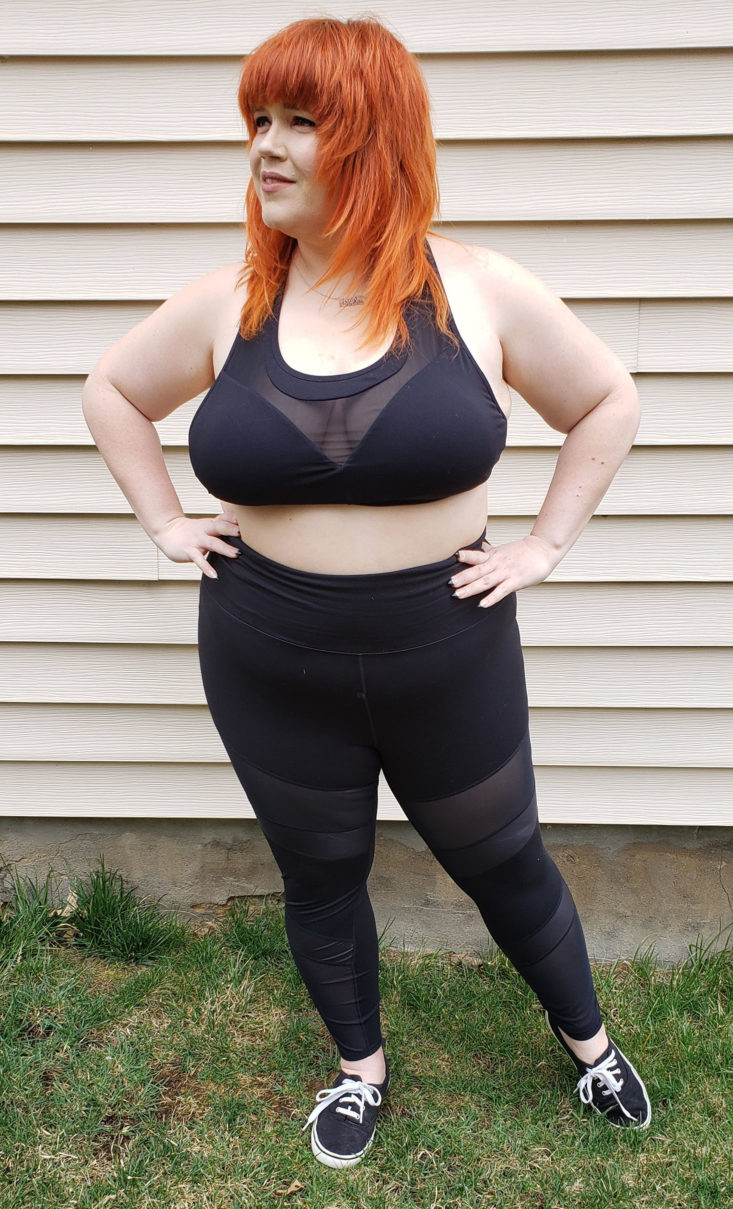 Fabletics Plus Size February 2019 Box - Ultra High-Waisted Statement Powerhold Leggings Size 3x Front 2