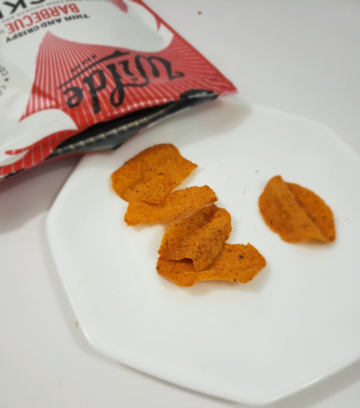 Monthly Box Of Food And Snack Review April 2019 - Chicken Chips Barbecue Flavor In Plate Packet Open Top
