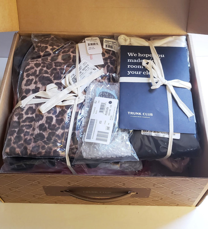 Trunk Club Plus Size Subscription Box Review March 2019 - Box Open Top