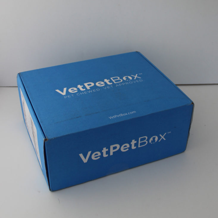 Vet Pet Box Cat Version Review April 2019 - Box Closed Front