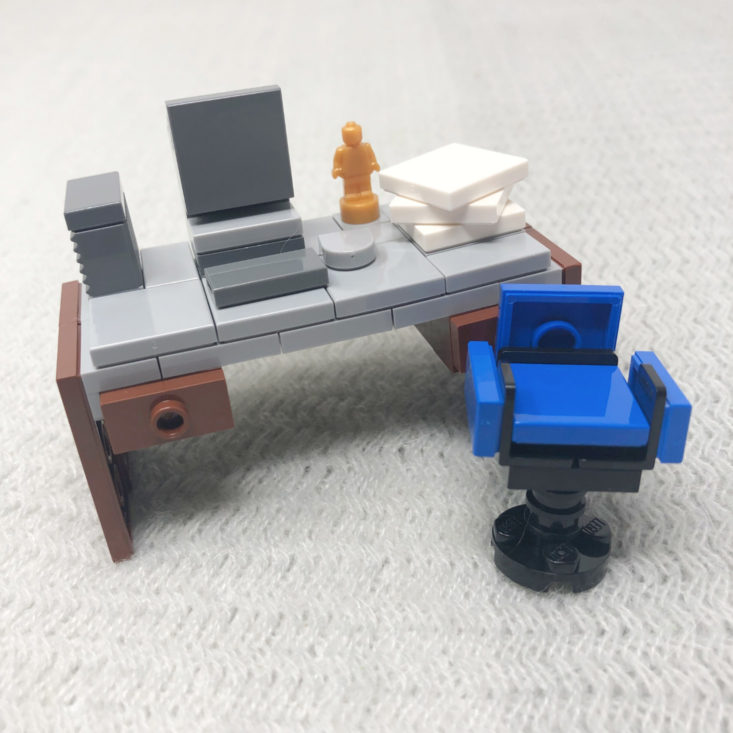 10 - Brick Loot April 2019 - Exclusive! 100% LEGO® Build – CEO Desk - Designed by Parker Krex