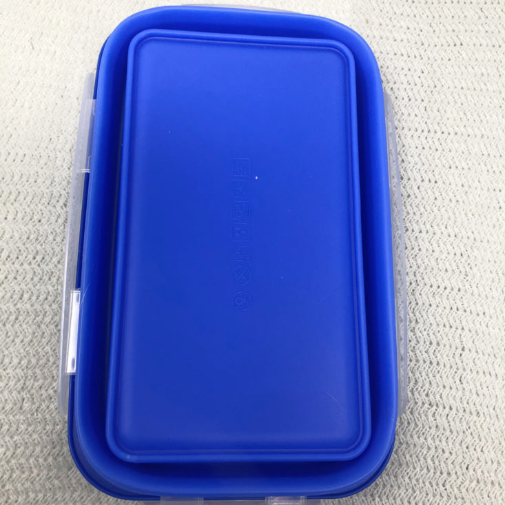 BuffBoxx Fitness Subscription Review April 2019 - Lil Buff Microwaveable Silicone Container 2